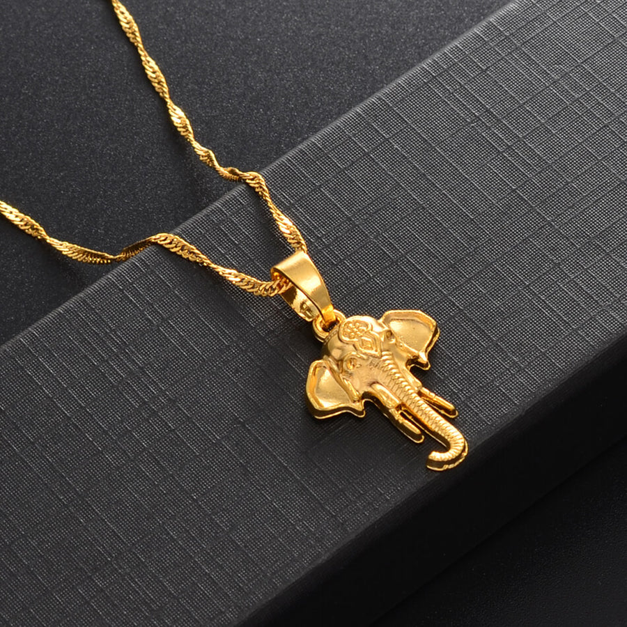 18K Gold Elefanten Halskette mit feinem Detail, elegantem Design und hochwertigem Schmuckstein, einzigartiger Schmuck für stilvolle Akzente und tierliebende Fashionistas